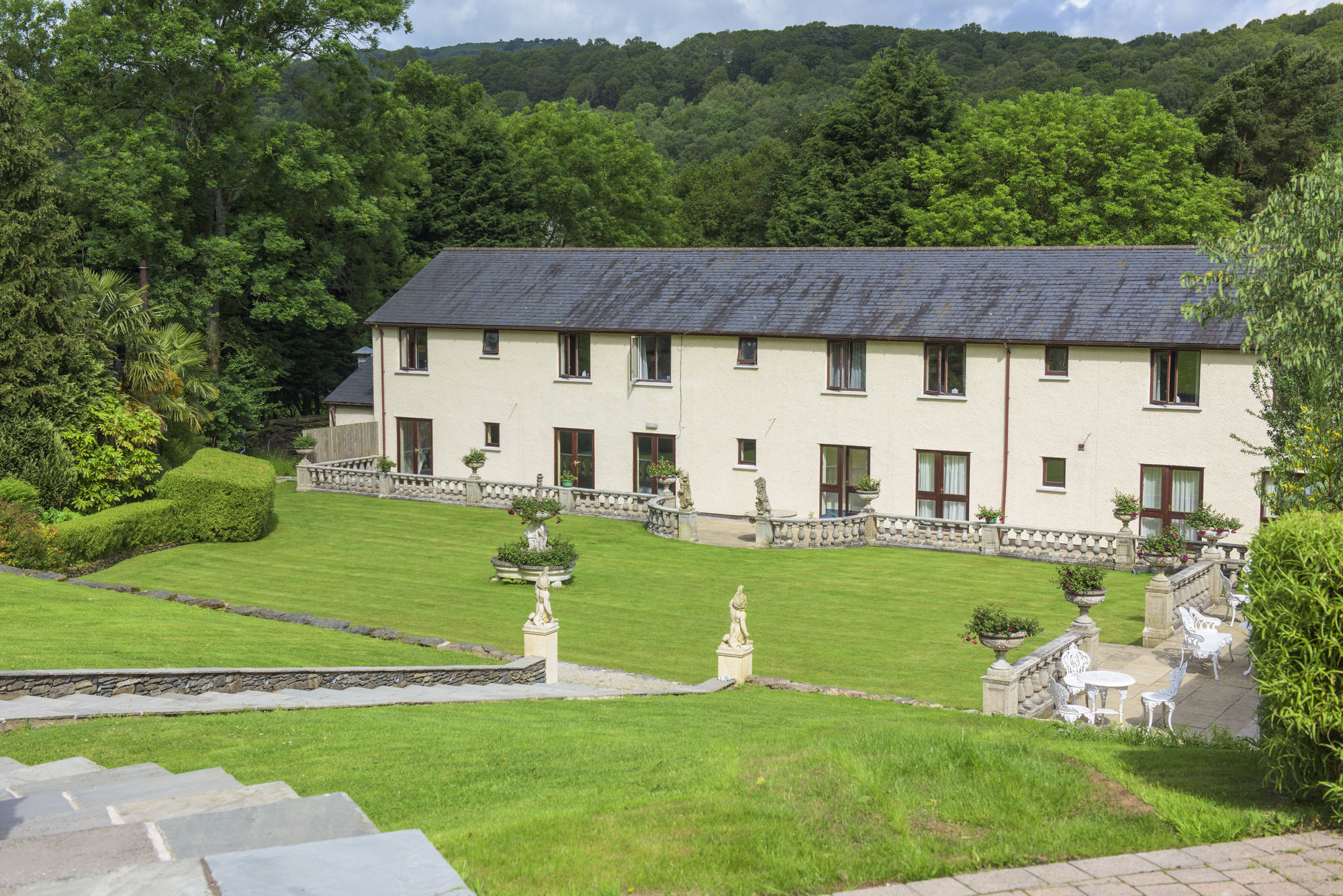 Newby Bridge Hotel Экстерьер фото